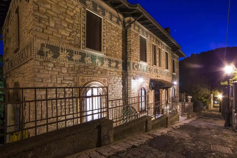 Al Borducan Romantic Hotel