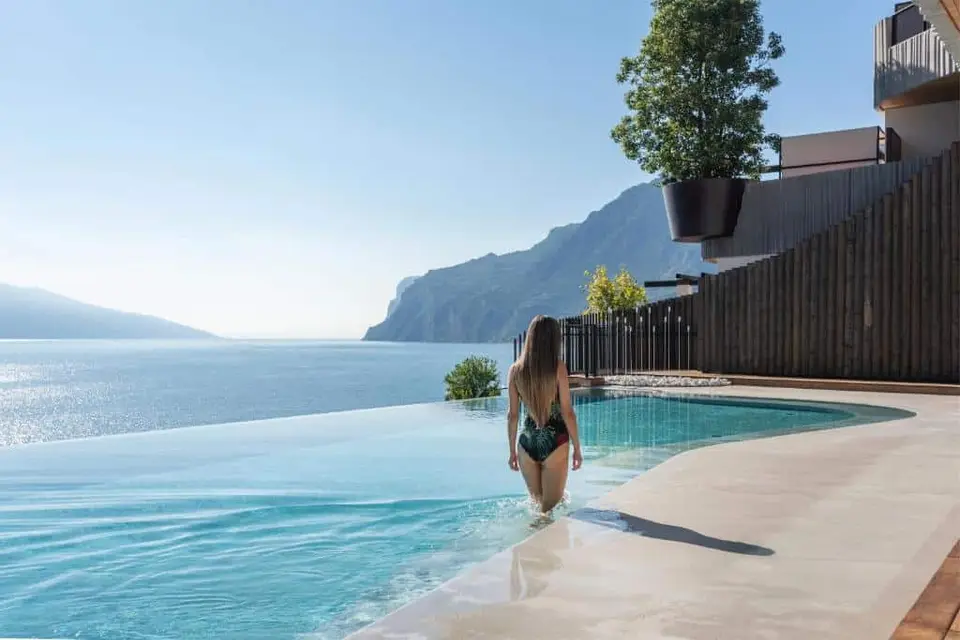 EALA My Lakeside Dream