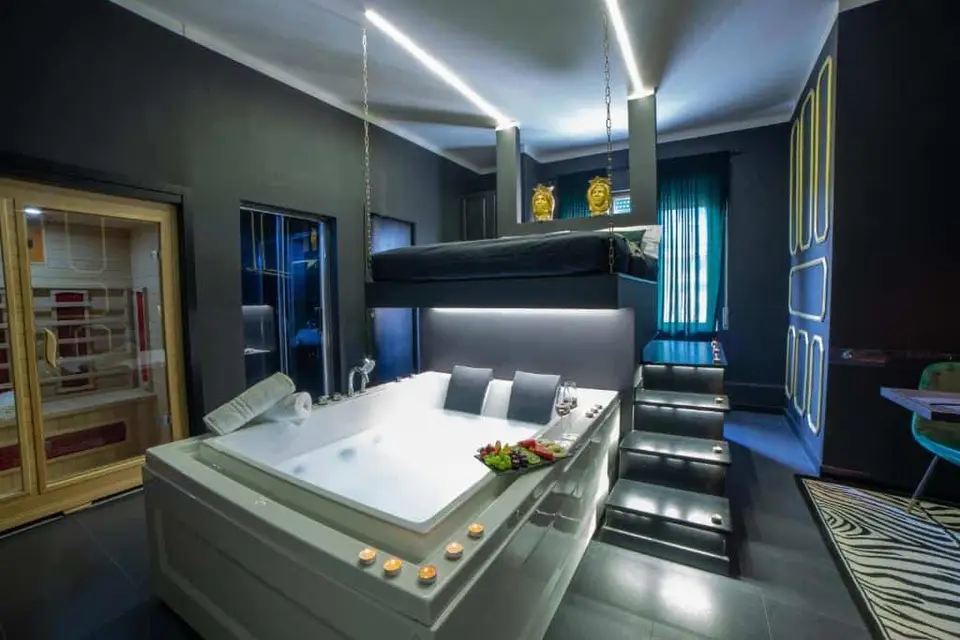 12 hotel con vasca idromassaggio in camera, quasi tutti adults only