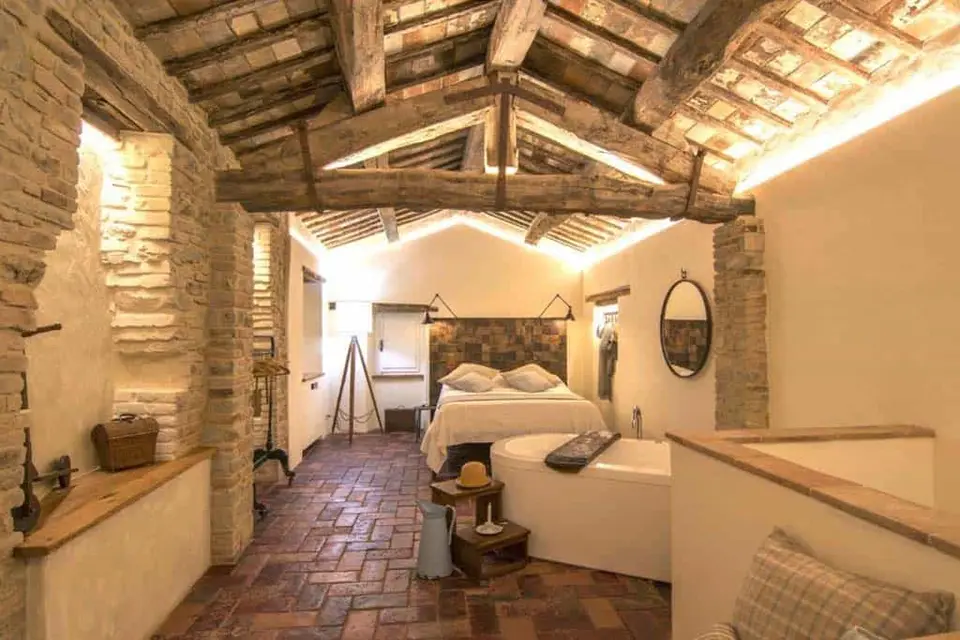 12 hotel con vasca idromassaggio in camera, quasi tutti adults only