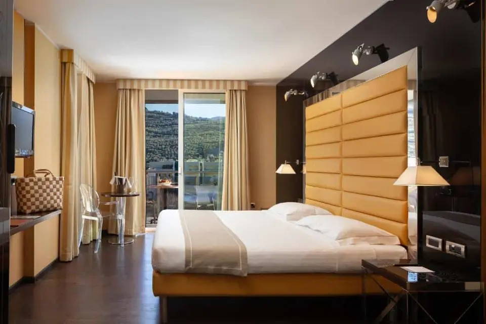 Hotel Kristal Palace