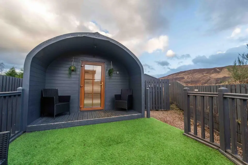 Ben View Pod and Jacuzzi Bath