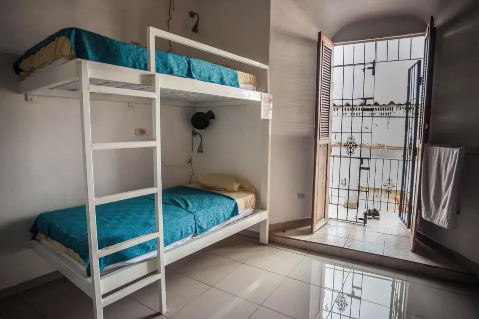 Island Life Hostel