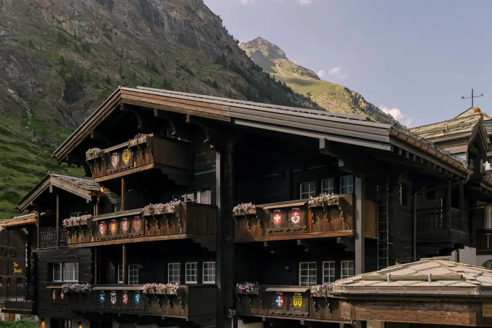 SCHLOSS Zermatt - CBD & Adaptogenic Spa Hotel