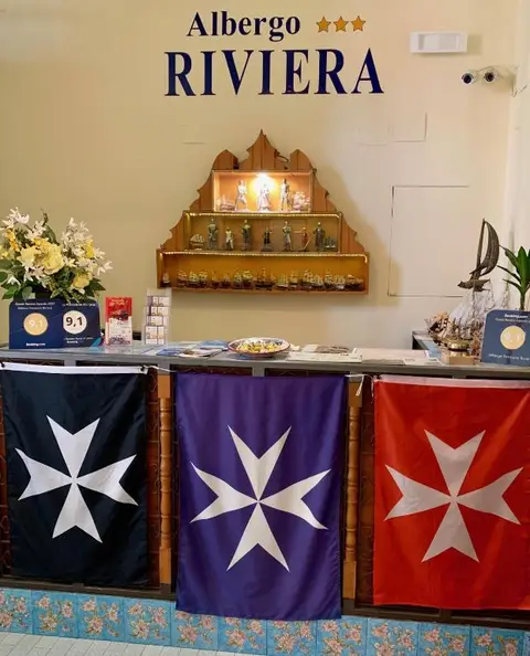 Albergo Riviera B&B Rooms & App Sea-View