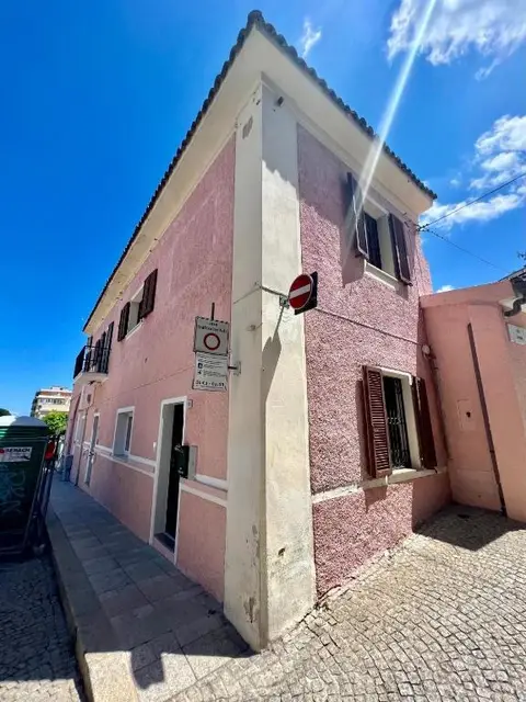 Garibaldi 52 Studio