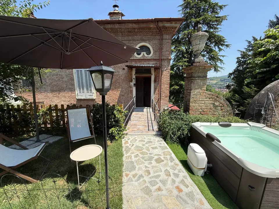 Io&Te Suite con Jacuzzi Privata a Villa Monteriolo