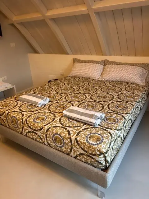 Suite Panoramic Attico con Jacuzzi Privata