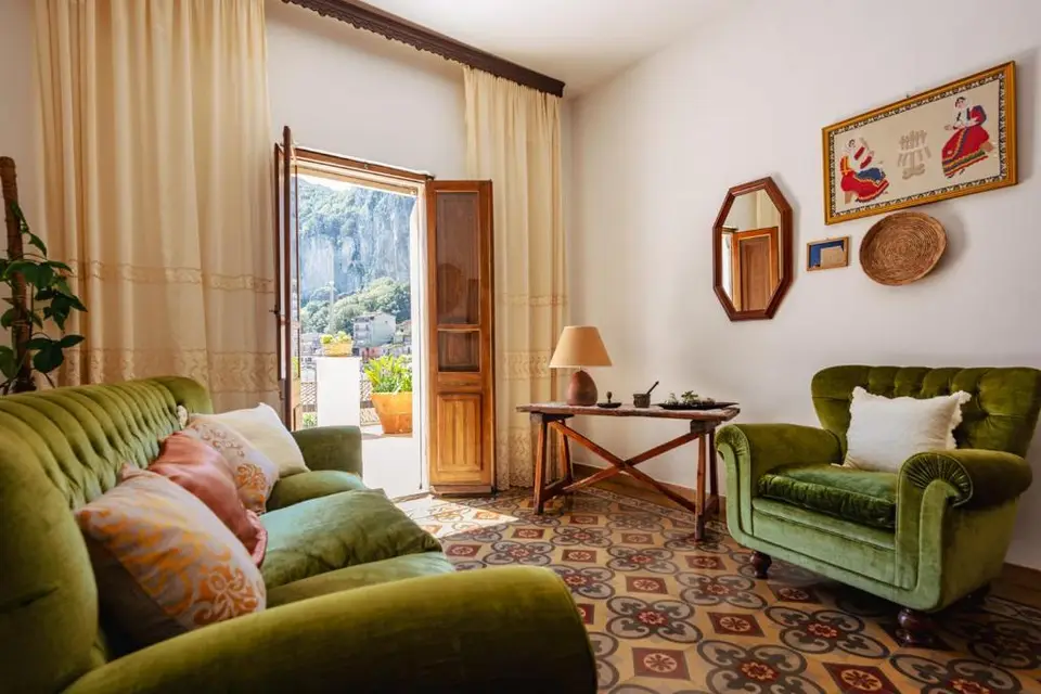 Ulassai Casa per 4 con Terrazza e Vista sui Tacchi
