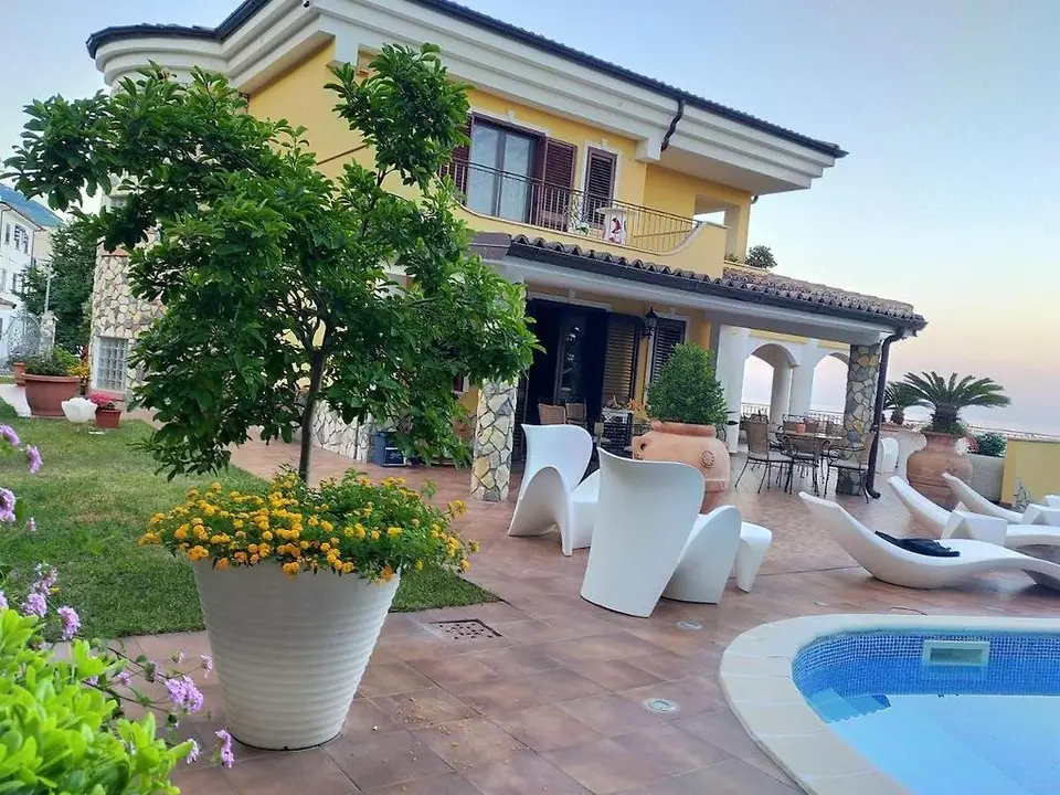 Villa Fontana Saia