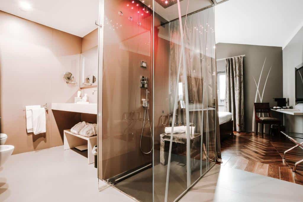 Glam Boutique Hotel