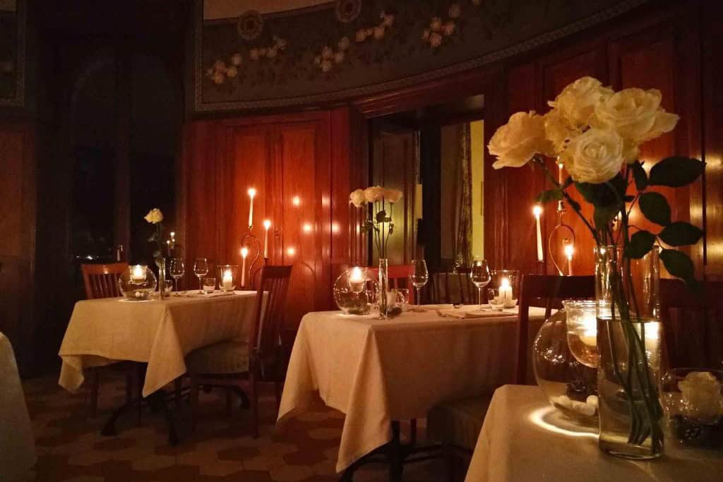 Al Borducan Romantic Hotel ristorante a lume di candela