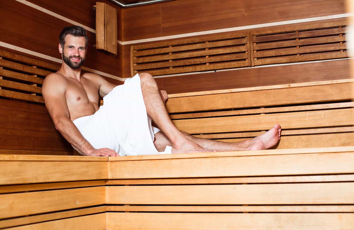 Sauna dopo bagno turco senza costume
