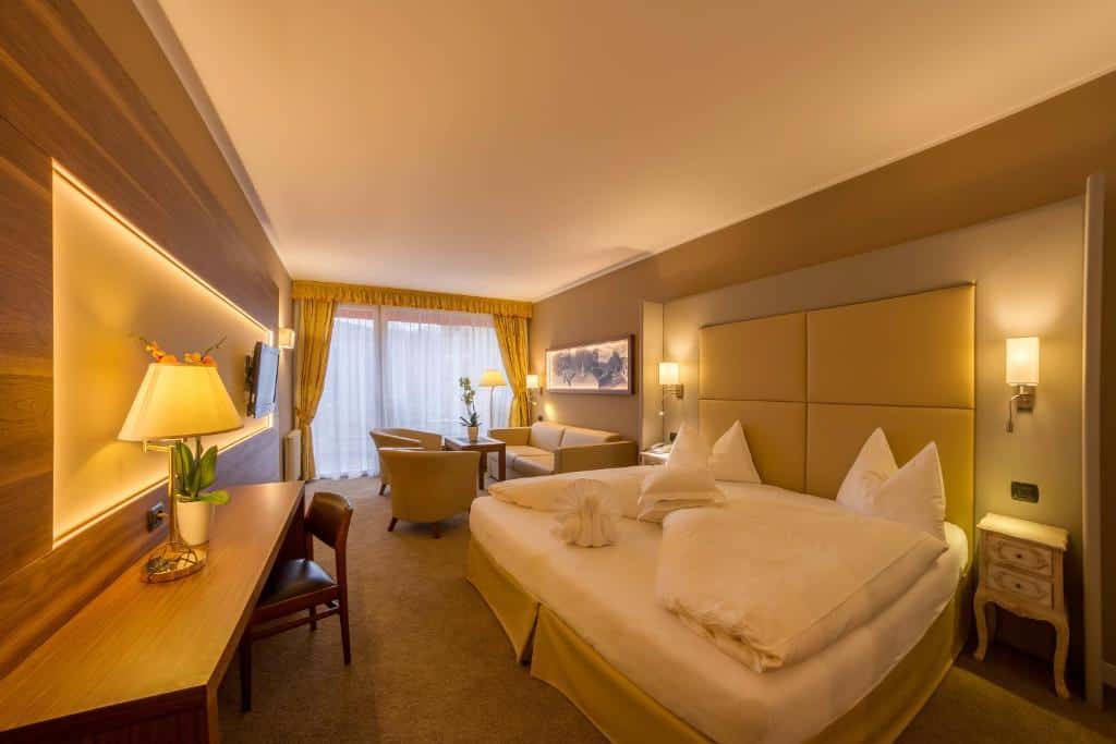 Dominik Alpine City Wellness Hotel