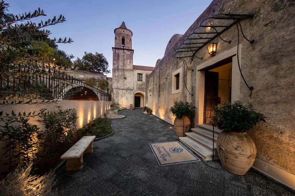 Monastero Santa Rosa Hotel & Spa