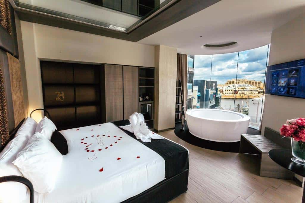 Hugo's Boutique Hotel