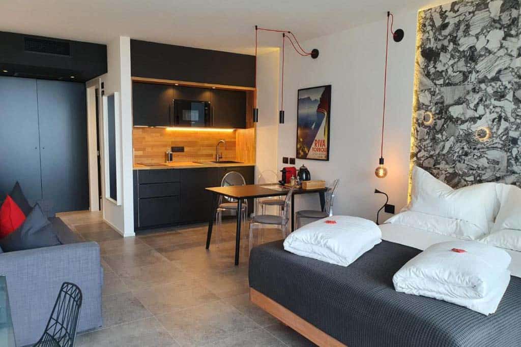 Visioni Lake View Boutique Rooms & Breakfast