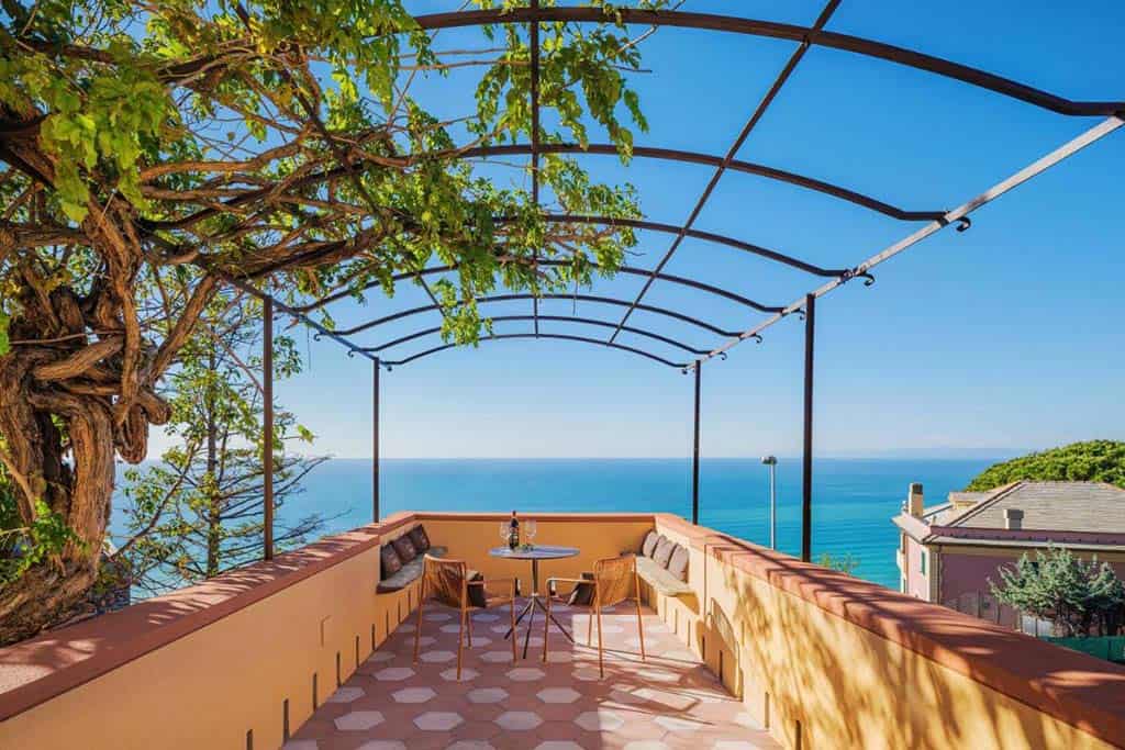 Villa Riviera Resort