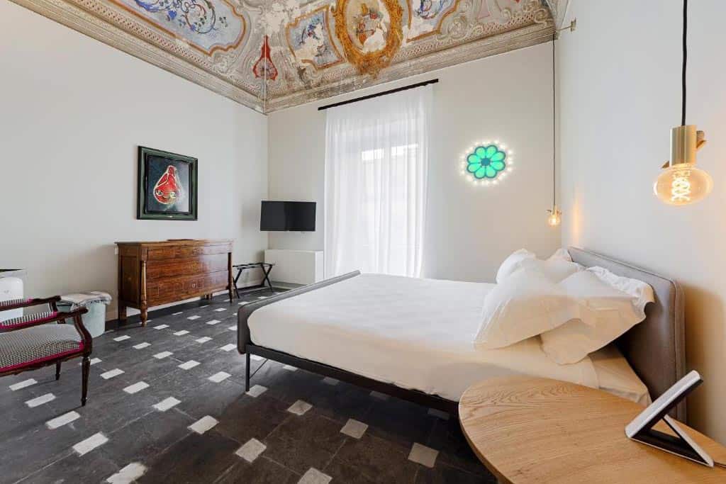 a.d. 1768 Boutique Hotel