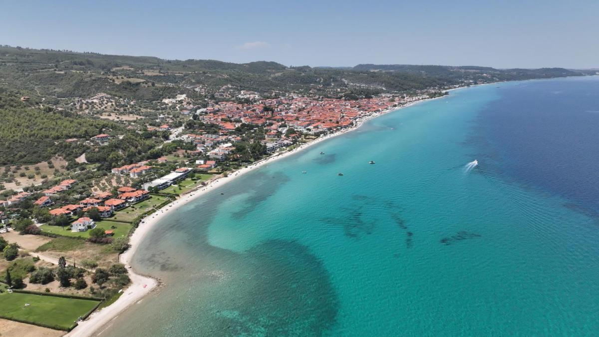 Akrogiali Exclusive Hotel (Adults Only)