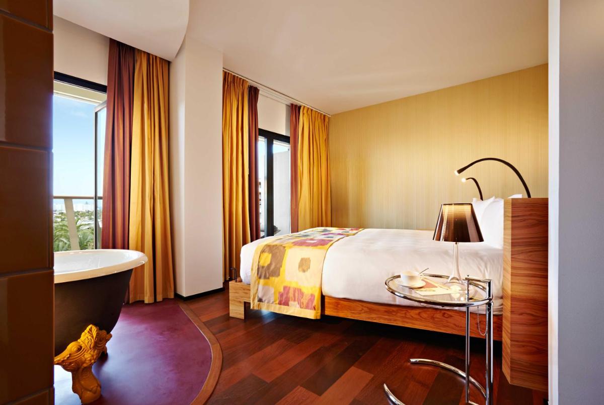 Bohemia Suites & Spa - Adults Only