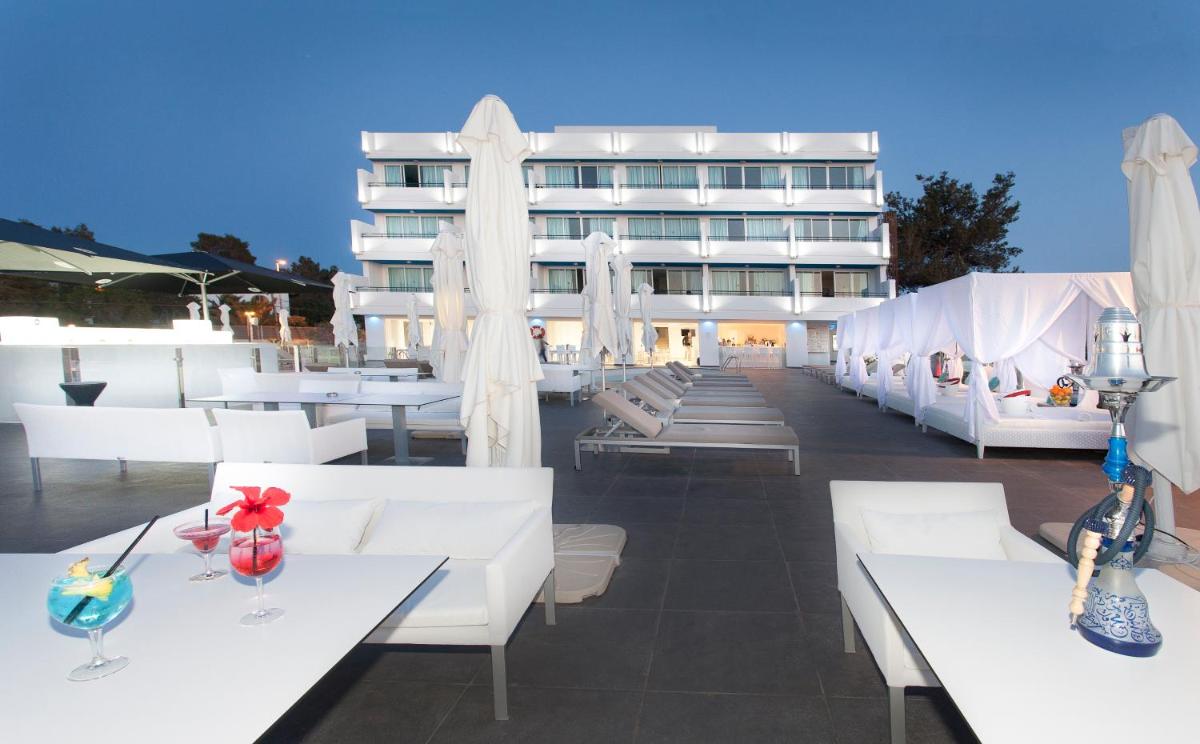 Marina Playa Hotel Apartments by Typic Hotels - Adults Only