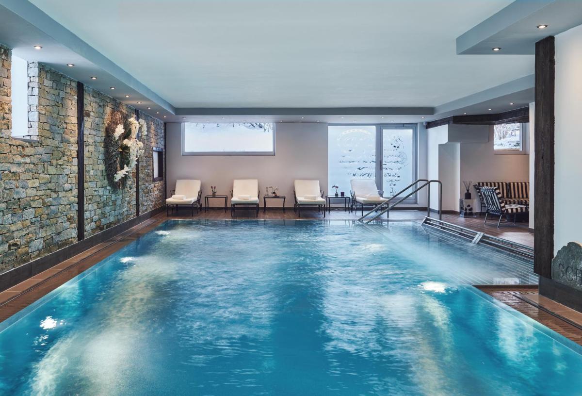 SCHLOSS Zermatt - CBD & Adaptogenic Spa Hotel