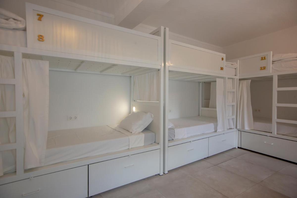 Sun Lovers Hostel