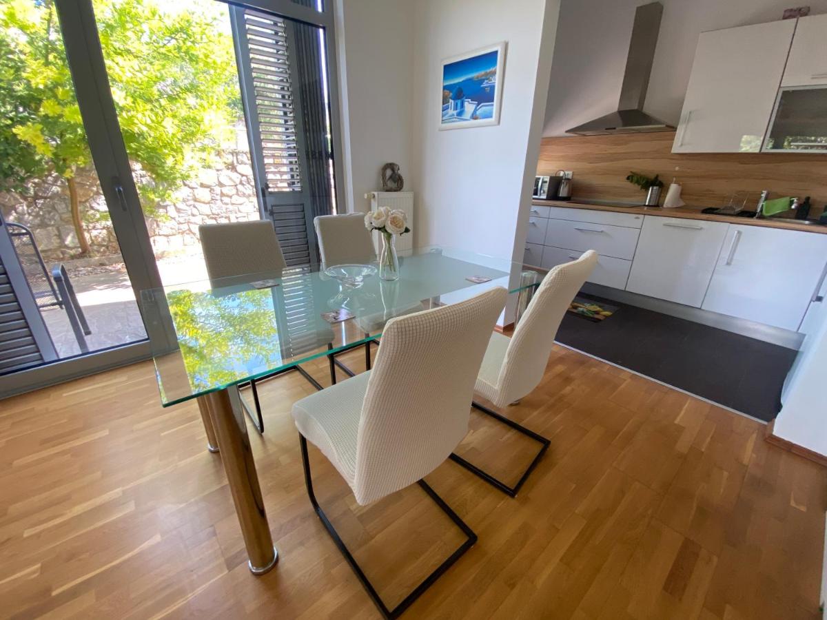 Apartments Apolon Izola