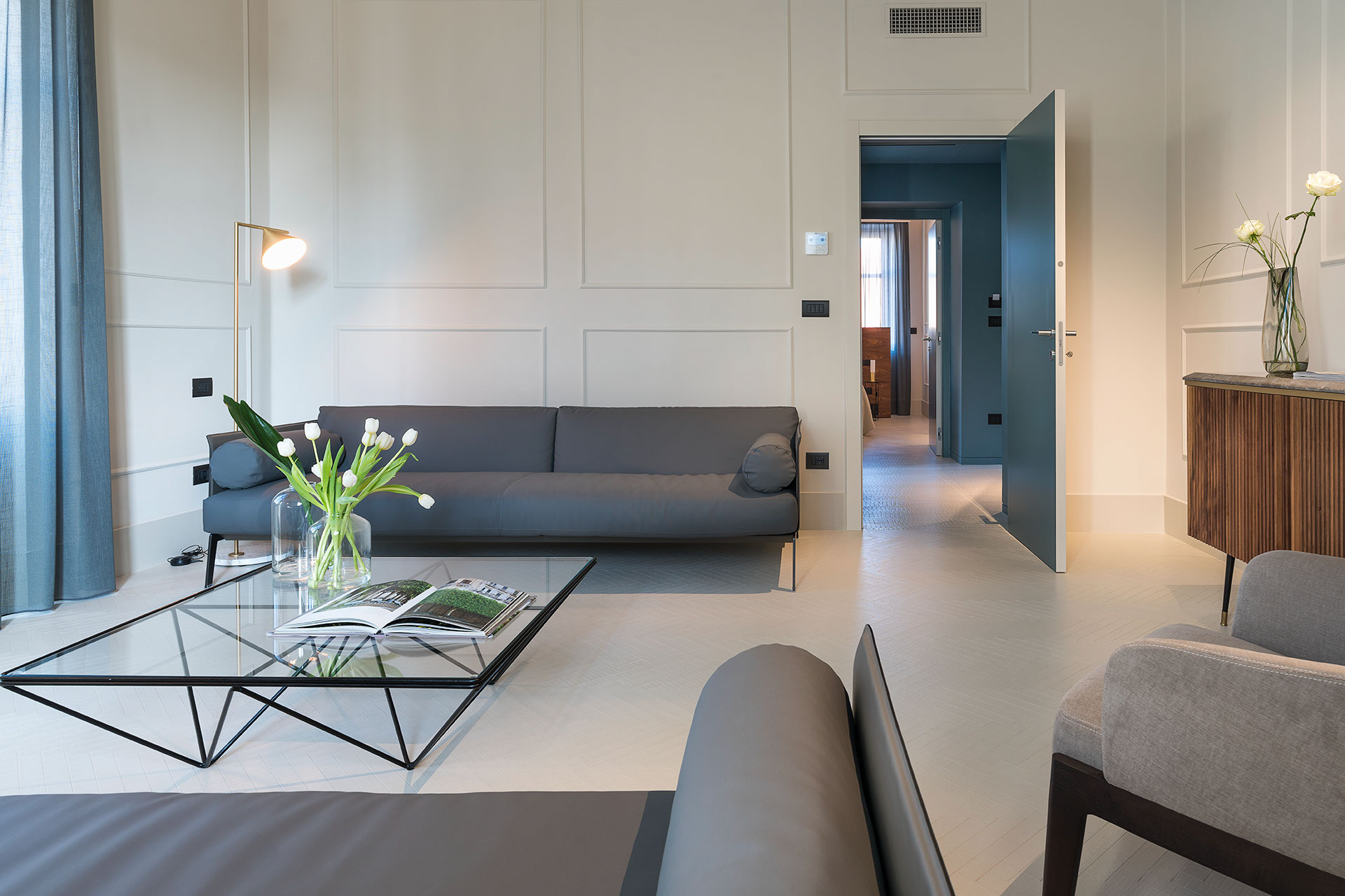Byssus Suites