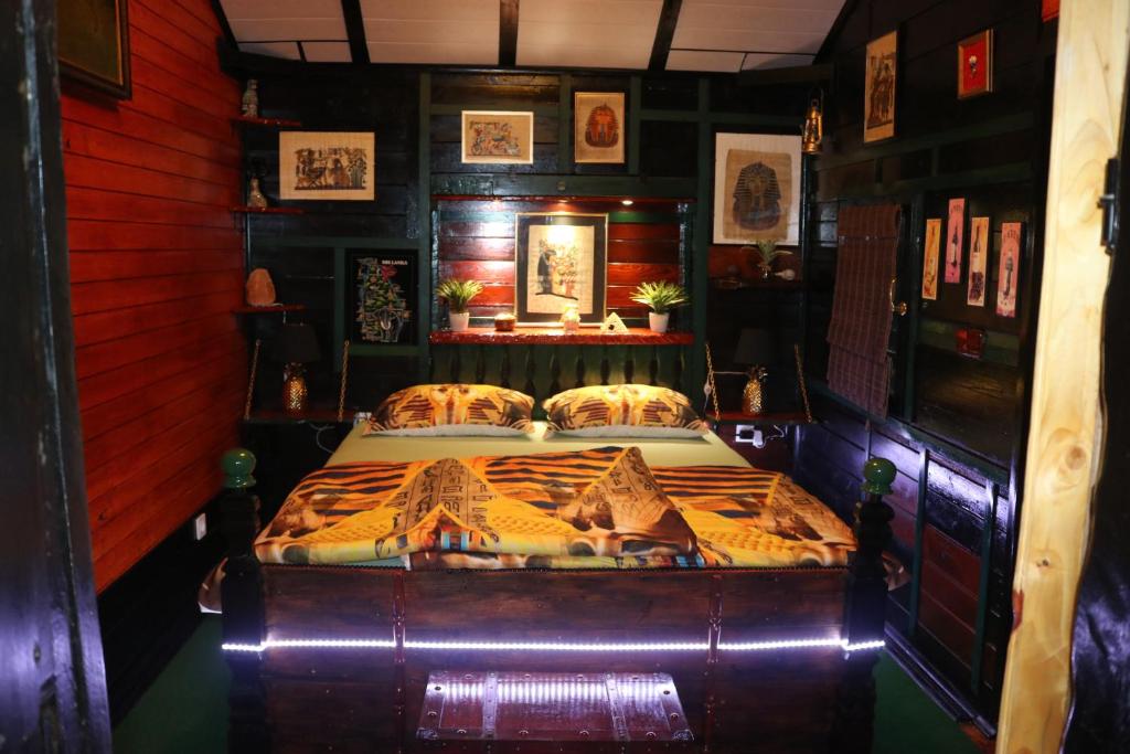 Frenk Cottage