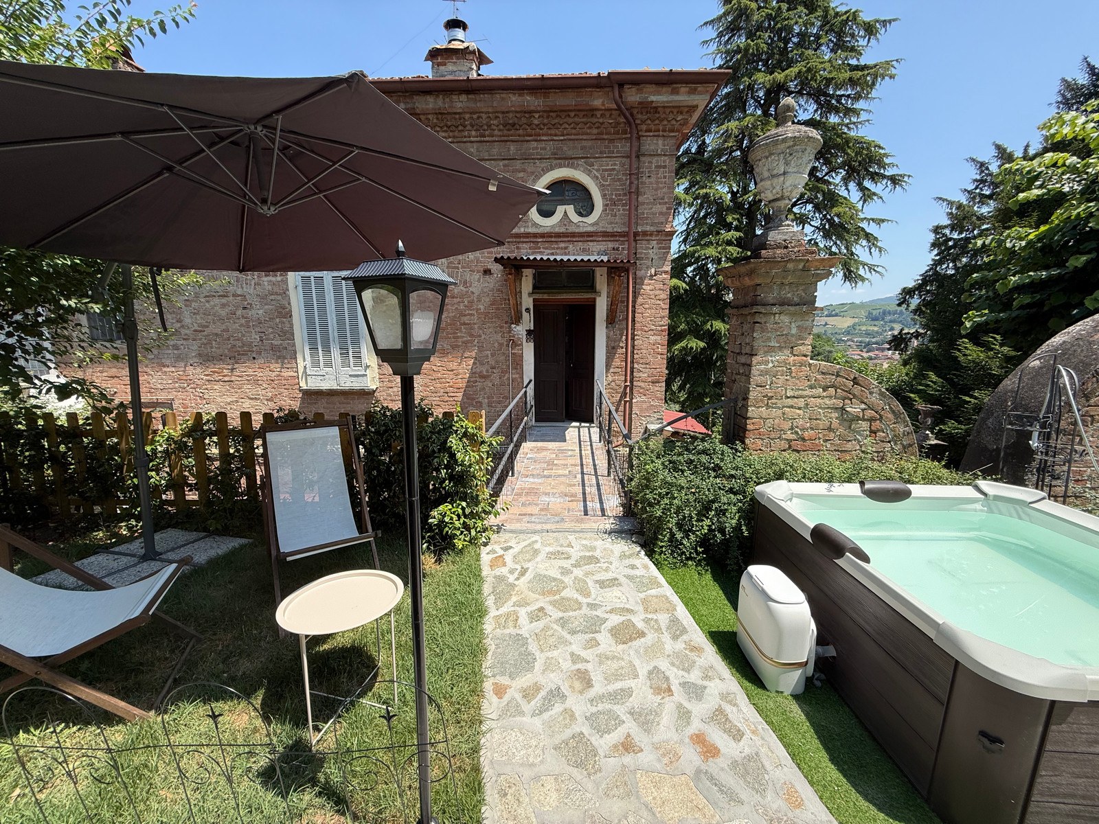 Io&Te Suite con Jacuzzi Privata a Villa Monteriolo