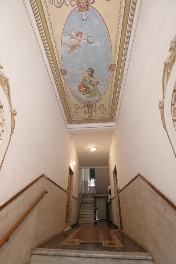 Marina Hotel B&B Adults Only