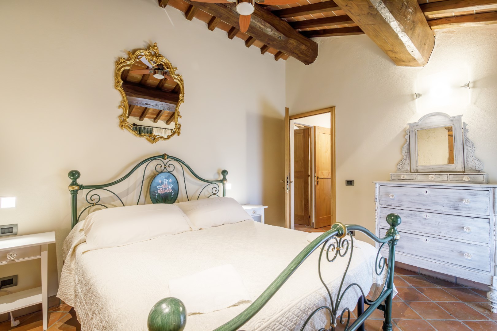 Relais La Costa Historical Residence