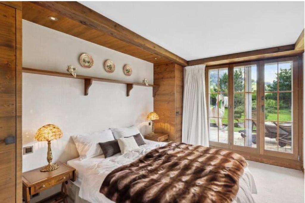 7-bedroom Chalet Private Pool and Stunning Views