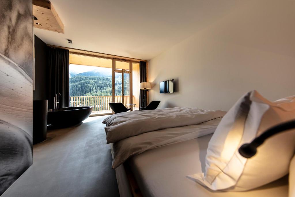 Hotel Arnica Scuol - Adults Only