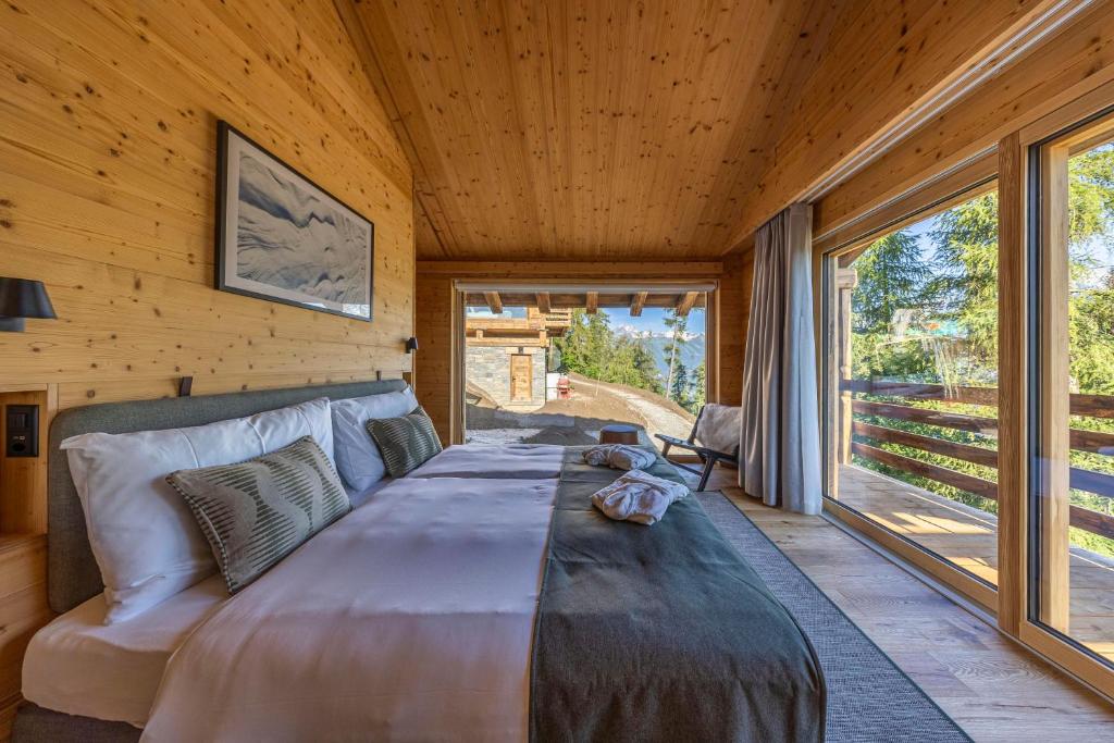 MAD Retreat Hotel