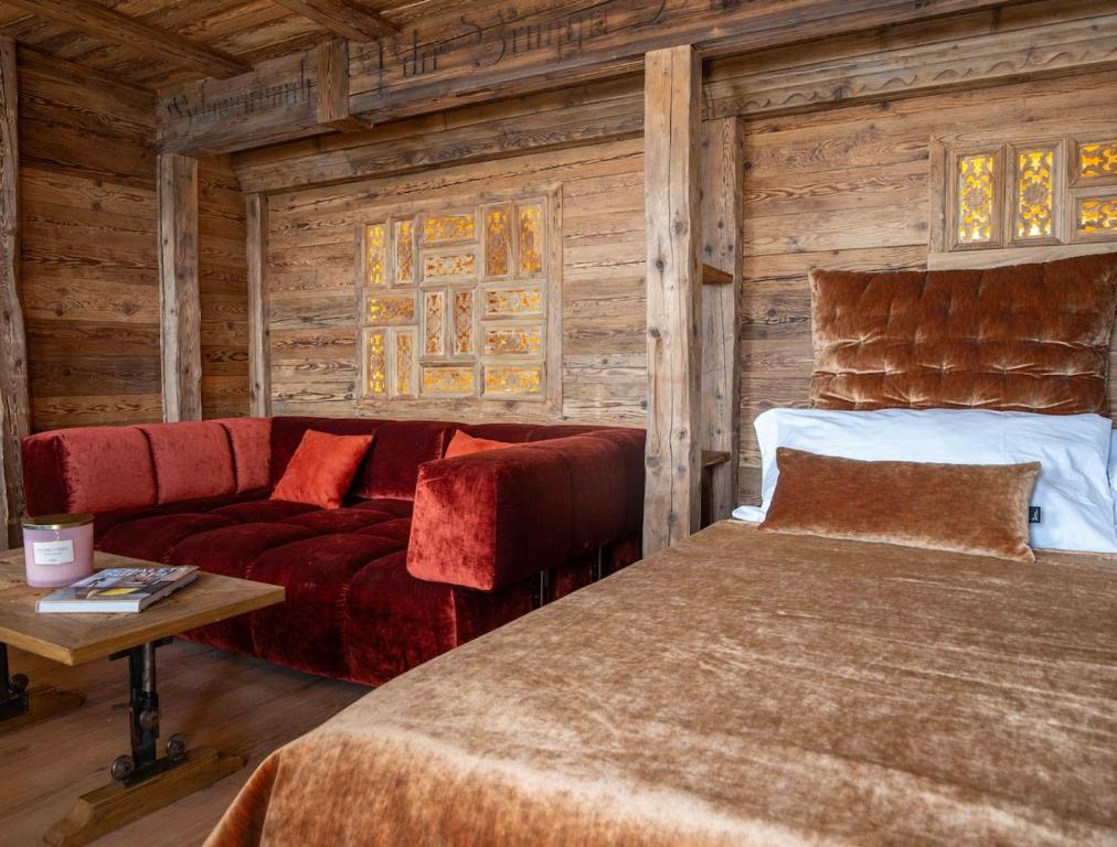 Nido sull'Aqua Chalet with Whirlpool