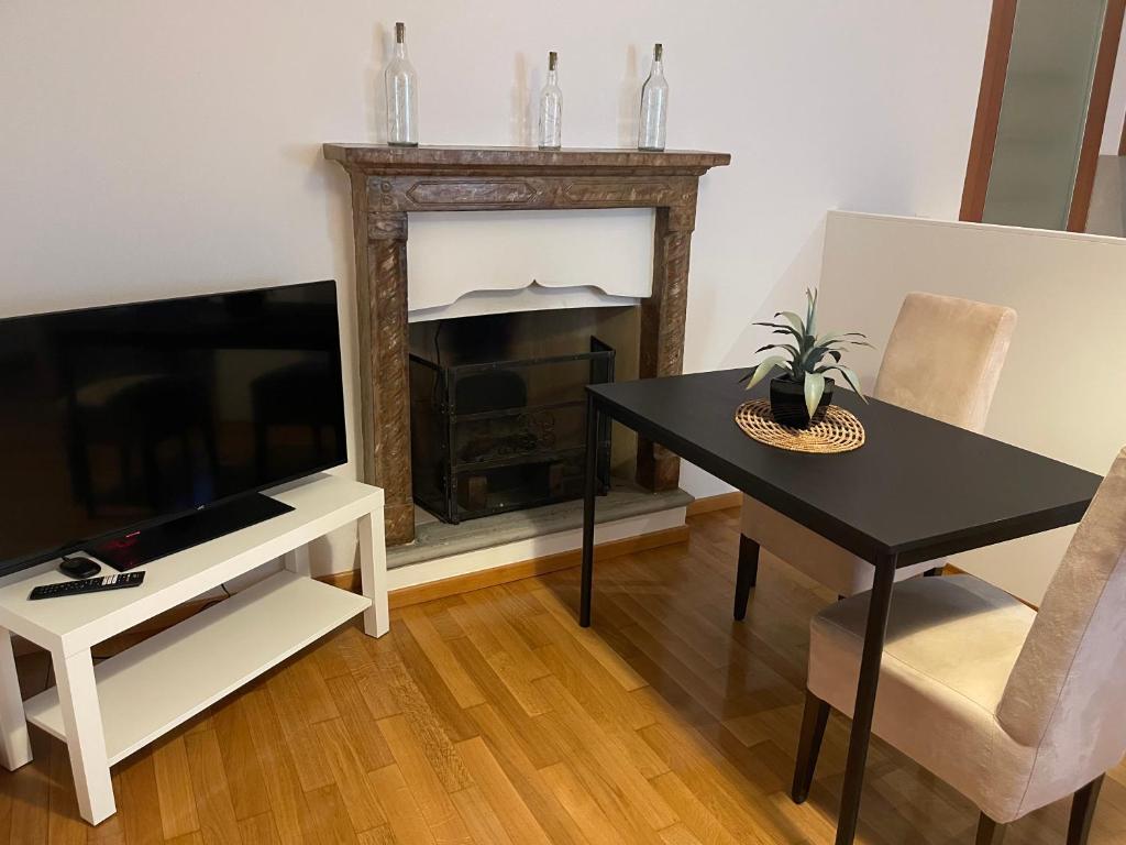 Vacallo Wellness Apartment by RentuGoo Travel